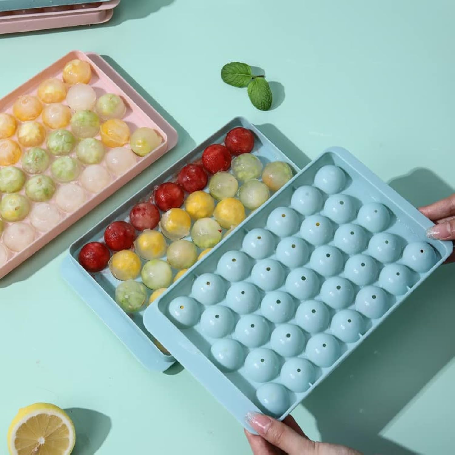 Round Ice Cube Tray &amp; Sphere Ice Ball Maker Mold with Container