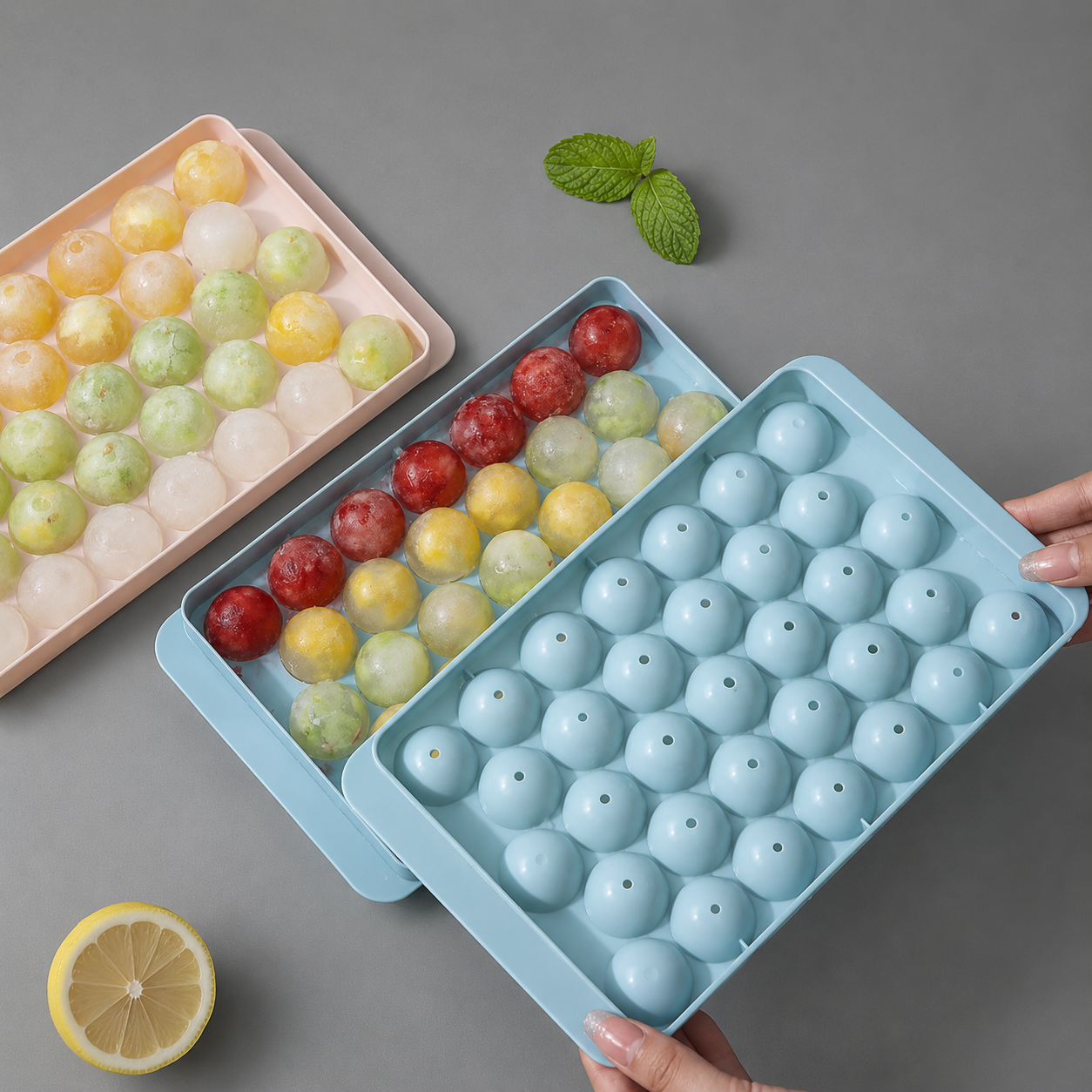 Round Ice Cube Tray &amp; Sphere Ice Ball Maker Mold with Container
